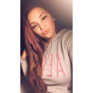 Meet your Posher, Andreaa